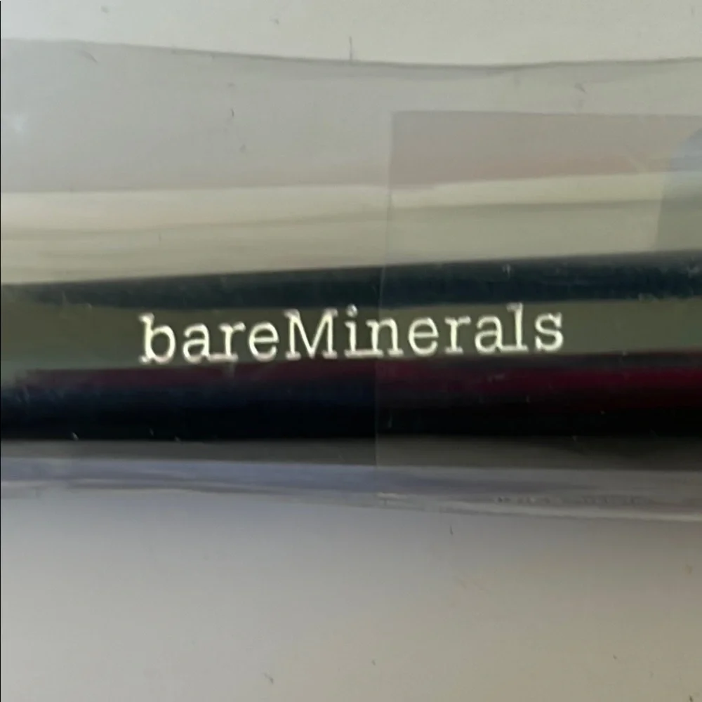 bareMinerals Double-Ended Full Tapered Shadow and Blush Brush - SEALED